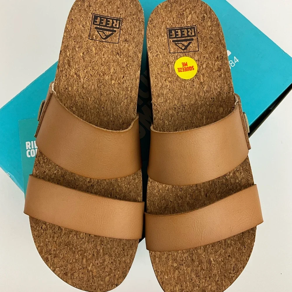 Reef Cushion Vista Hi Size 10 NIB